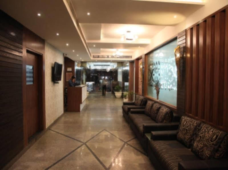 Hotel Poonam Plaza Agra  Exterior photo